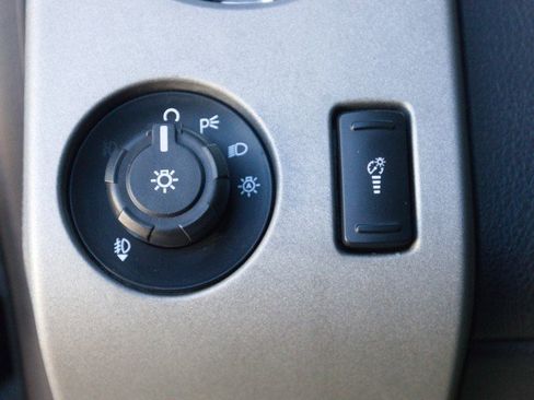 Used 2016 Ford F350 Lariat w/ Camper Package image 18