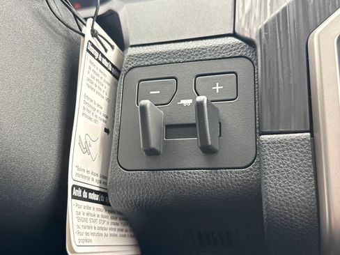 New 2026 Toyota 4Runner 4WD image 37