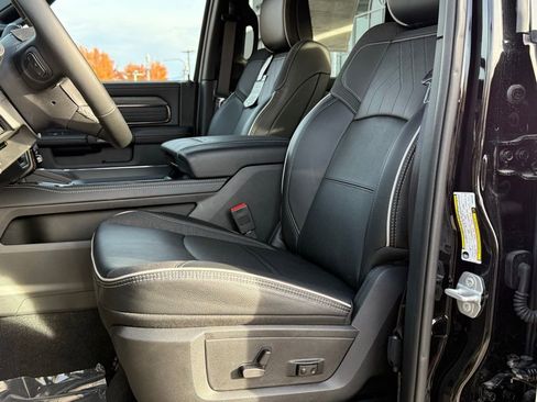 New 2025 RAM 2500 Limited image 2