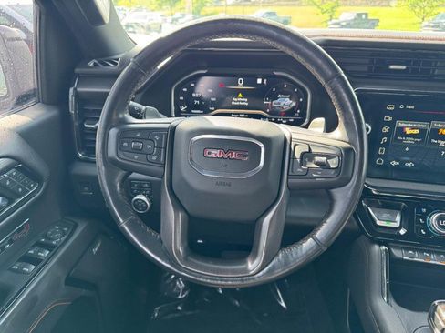 Used 2022 GMC Sierra 1500 AT4 w/ AT4 Premium Package AWD/4WD image 12