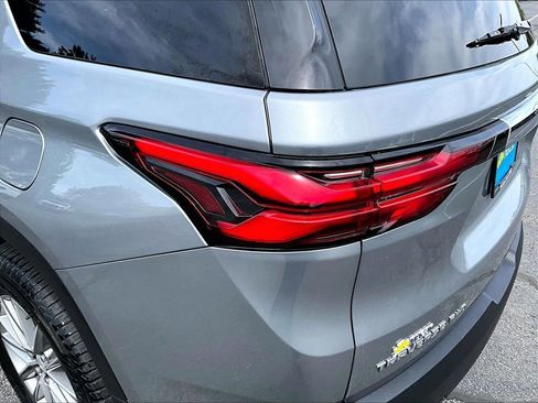 Used 2023 Chevrolet Traverse LT w/ LPO, Floor Liner Package AWD/4WD image 34