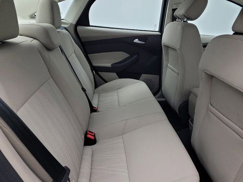 Used 2016 Ford Focus SE image 19