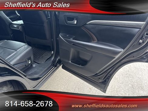 Used 2019 Toyota Highlander Limited Platinum image 41