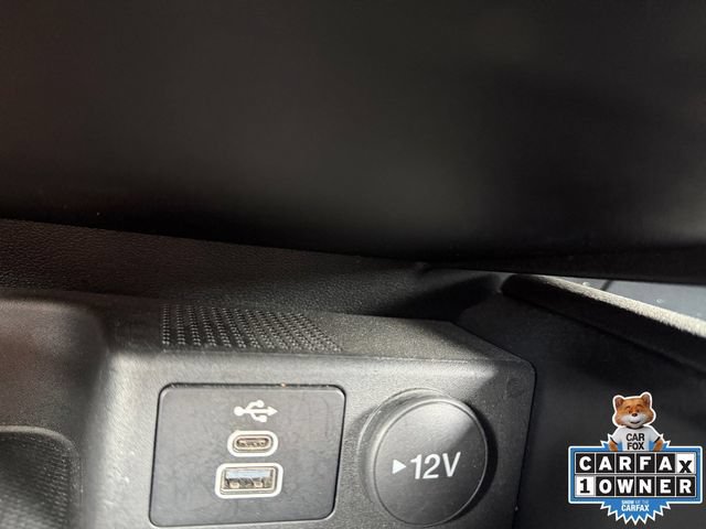 Used 2025 Ford Escape ST-Line AWD/4WD image 6