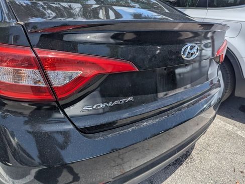 Used 2016 Hyundai Sonata SE FWD image 15