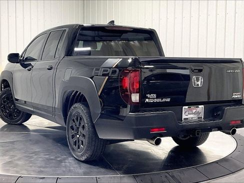 Used 2023 Honda Ridgeline Sport image 12