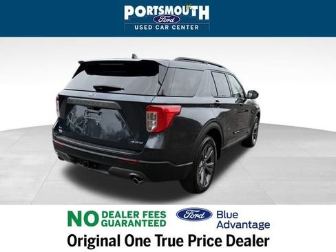Used 2023 Ford Explorer XLT w/ Equipment Group 202A image 29