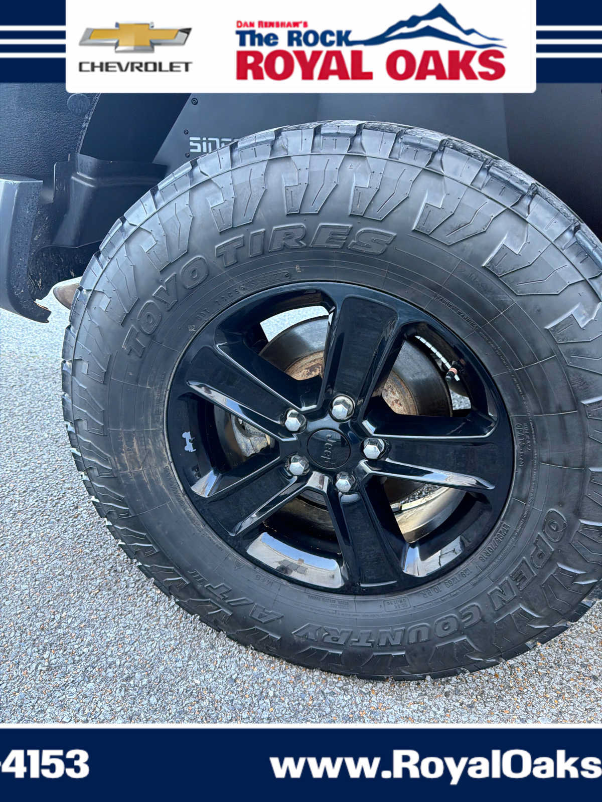 Used 2020 Jeep Wrangler Unlimited Sahara AWD/4WD image 13