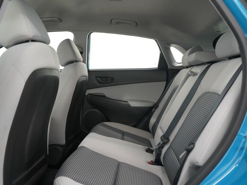 Used 2023 Hyundai Kona SE w/ Cargo Package image 17