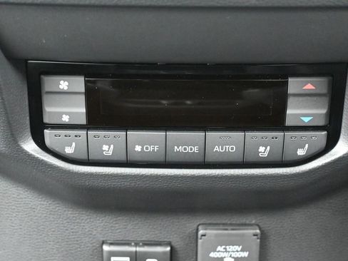 Certified 2024 Toyota Sequoia Capstone image 37