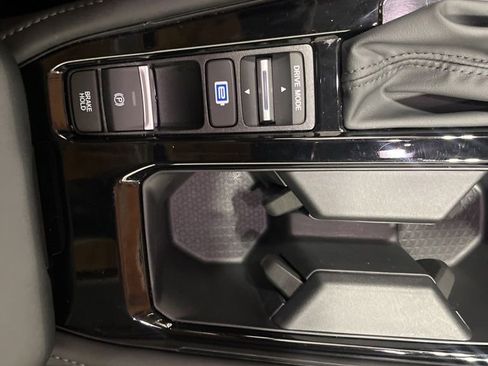 Used 2025 Honda Accord Touring image 17