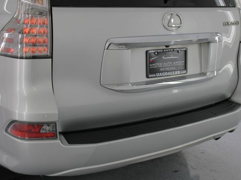 Used 2017 Lexus GX 460 Premium 4D SUV 4WD image 23