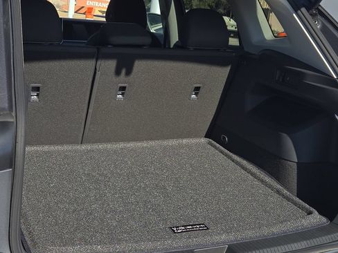 Certified 2025 Volkswagen Tiguan S FWD image 15