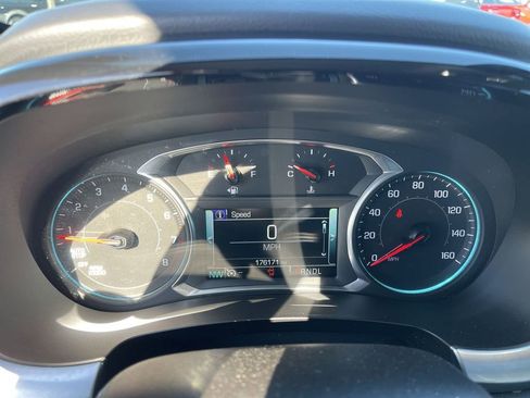 Used 2018 Chevrolet Traverse Premier w/ LPO, 'HIT The Road' Package AWD/4WD image 15