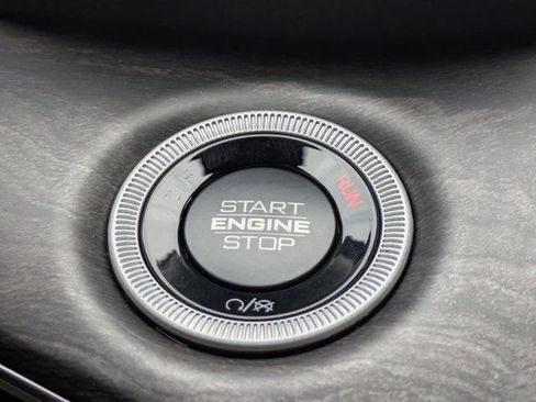 New 2025 Jeep Grand Cherokee Overland w/ Luxury Tech Group IV image 25