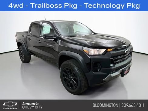 New 2026 Chevrolet Colorado Trail Boss AWD/4WD image 1