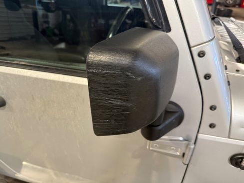 Used 2012 Jeep Wrangler Unlimited Sport AWD/4WD image 8