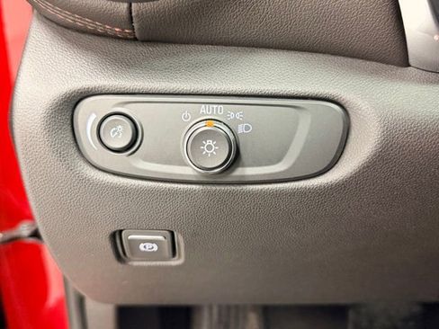 Used 2021 Chevrolet Blazer Premier image 20