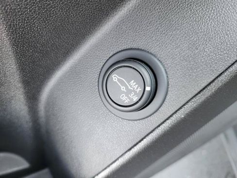 Used 2024 Chevrolet Equinox LT w/ LPO, Floor Liner Package AWD/4WD image 20