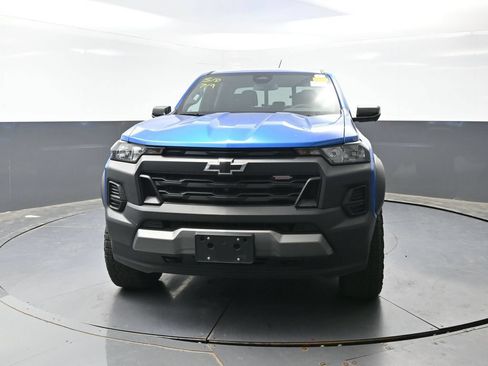 Used 2024 Chevrolet Colorado Trail Boss w/ Technology Package AWD/4WD image 8