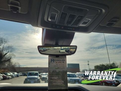 Used 2024 GMC Sierra 1500 Denali image 12