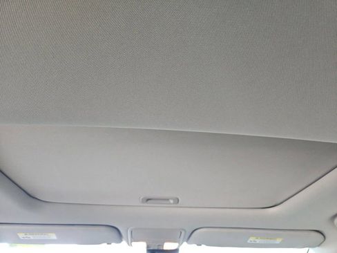 Used 2017 Honda Odyssey EX-L image 10