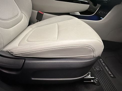 Certified 2025 Hyundai Tucson SEL image 17