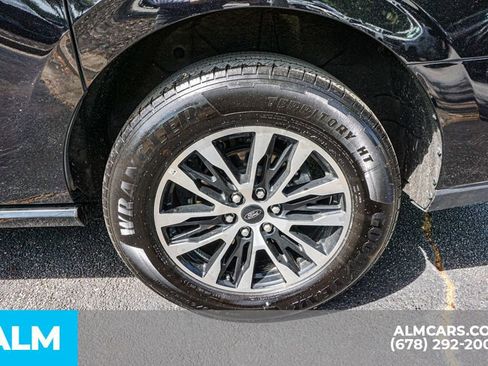 Used 2025 Ford Expedition Max Platinum AWD/4WD image 18