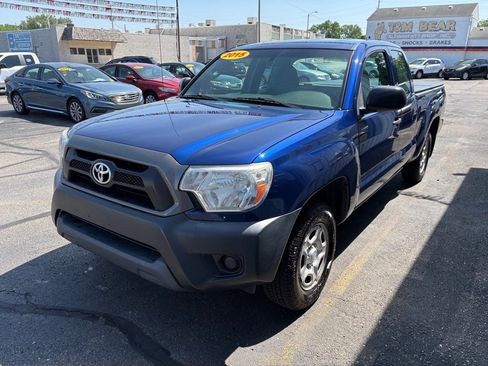 Used 2015 Toyota Tacoma 2WD Access Cab image 6