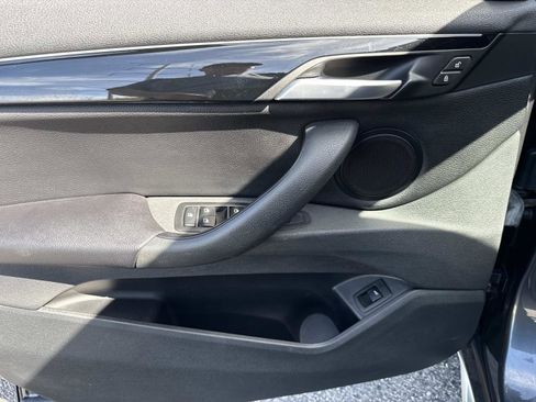 Used 2017 BMW X1 xDrive28i AWD/4WD image 16