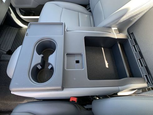 New 2025 Ford F350 XL w/ XL Chrome Package image 28