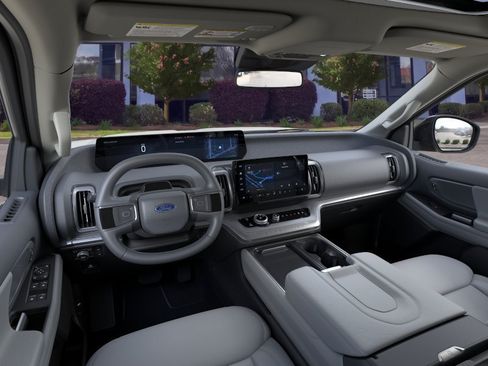 New 2026 Ford Expedition Max Active AWD/4WD image 9