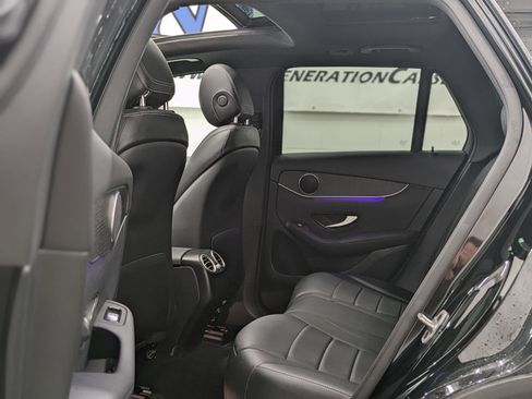 Used 2022 Mercedes-Benz GLC 300 4MATIC image 26