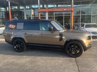 Used 2026 Land Rover Defender 130 X-Dynamic SE AWD/4WD video 1