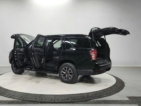 Used 2021 Chevrolet Tahoe Z71 AWD/4WD image 13