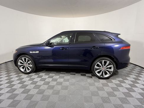 Used 2017 Jaguar F-PACE R-Sport image 2