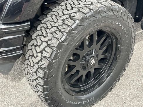 Used 2021 Ford F150 XLT w/ Equipment Group 302A High image 9