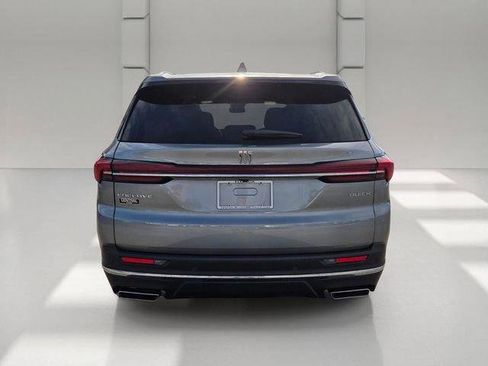 Certified 2025 Buick Enclave Preferred FWD image 4