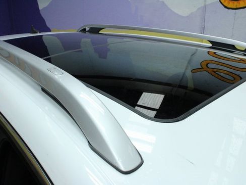 Used 2017 Jeep Cherokee Latitude w/ Comfort & Convenience Group image 5