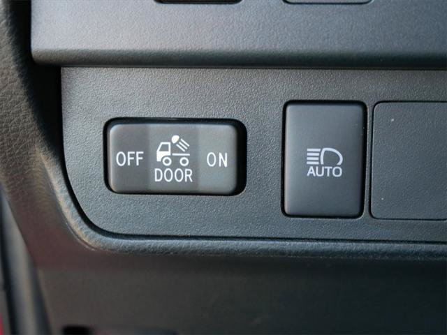 Certified 2023 Toyota Tacoma SR5 AWD/4WD image 29