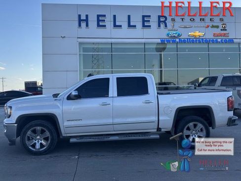 Used 2018 GMC Sierra 1500 SLT image 1