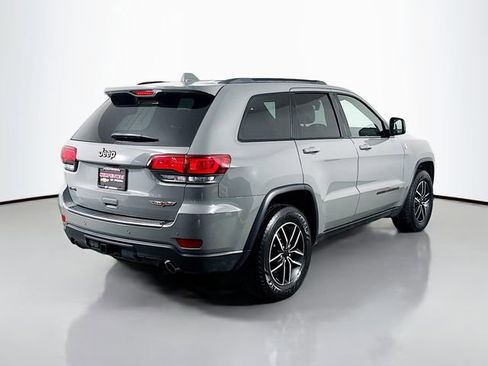 Used 2021 Jeep Grand Cherokee Trailhawk w/ Trailhawk Luxury Group AWD/4WD image 6