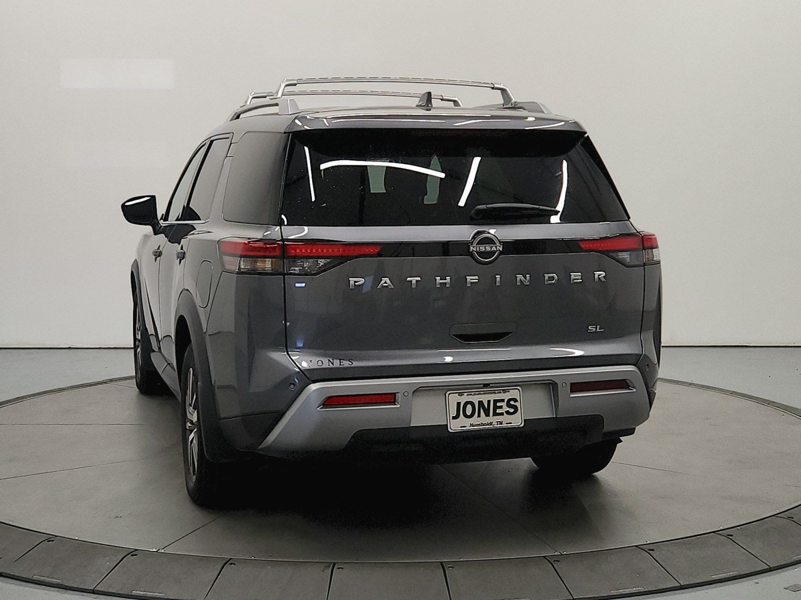 Used 2024 Nissan Pathfinder SL FWD image 7