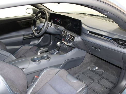 Used 2025 Ford Mustang Dark Horse image 24