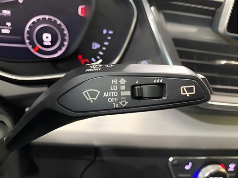 Used 2018 Audi SQ5 Premium Plus w/ Navigation Package AWD/4WD image 22