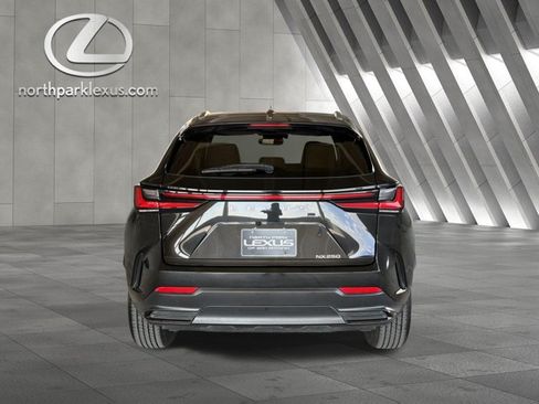 Certified 2025 Lexus NX 250 FWD w/ Accessory Package (Z1) image 27