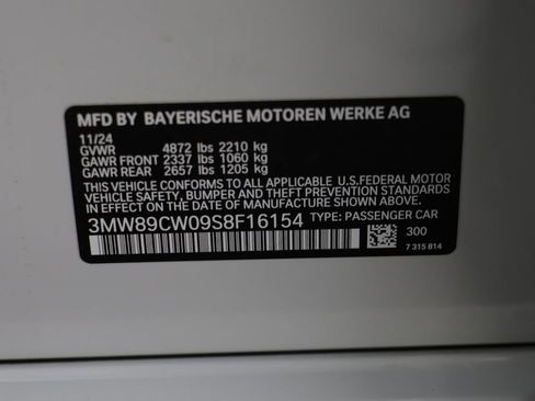 Certified 2025 BMW 330i xDrive Sedan w/ Premium Package AWD/4WD image 23