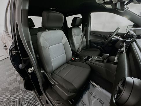 Used 2024 Chevrolet Colorado W/T image 28