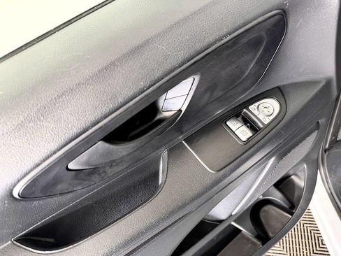 Used 2020 Mercedes-Benz Metris image 27