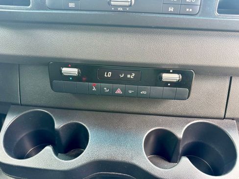 Used 2021 Mercedes-Benz Sprinter 2500 w/ Premium Package image 24